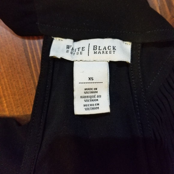 Frilly Halter Tank - Picture 3 of 3